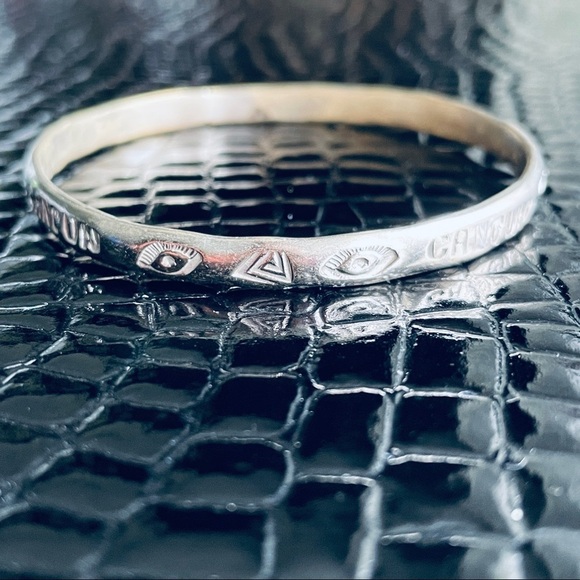 Vintage Taxco Mexico 925 Sterling Souvenir Bangle Bracelet Engraved Canc… - Picture 2 of 7